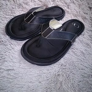 Memory foam sandals